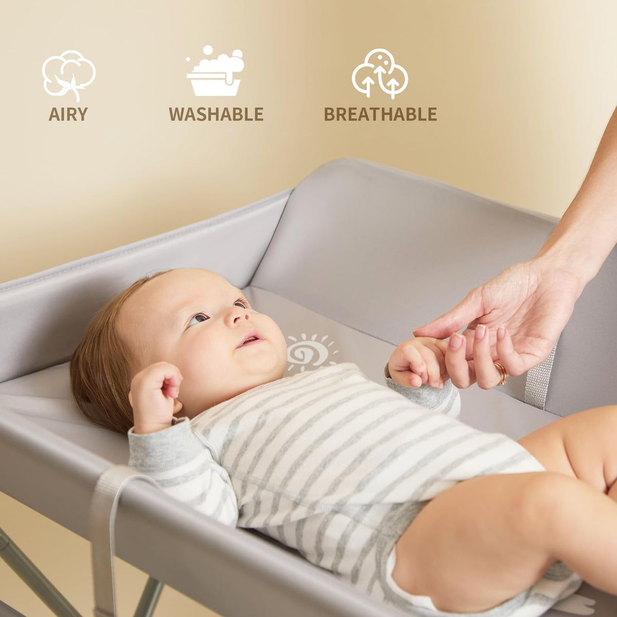 Foldable Baby Changing Table with Wheels I864903